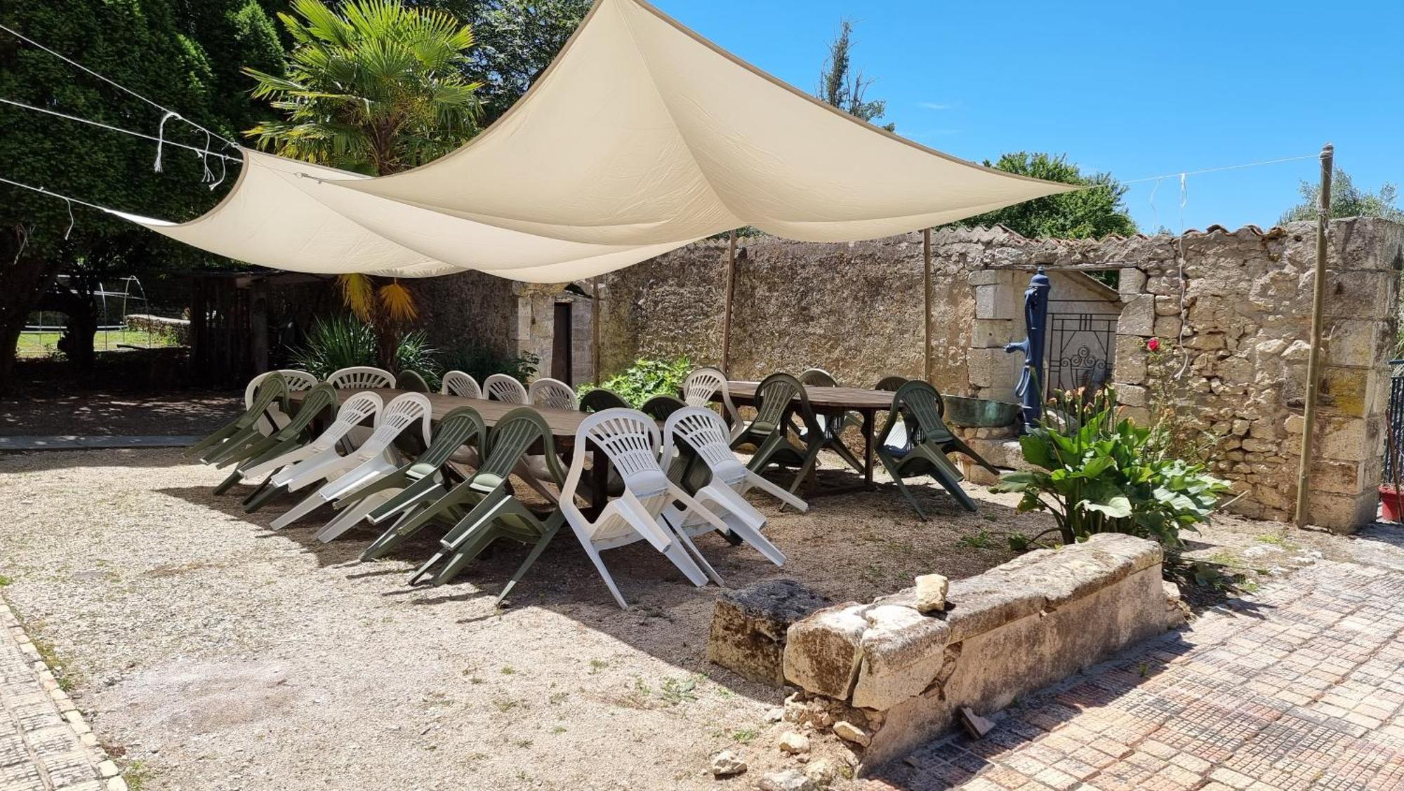 Domaine De Rochebonne Villa Saint-Just-Luzac Exterior photo