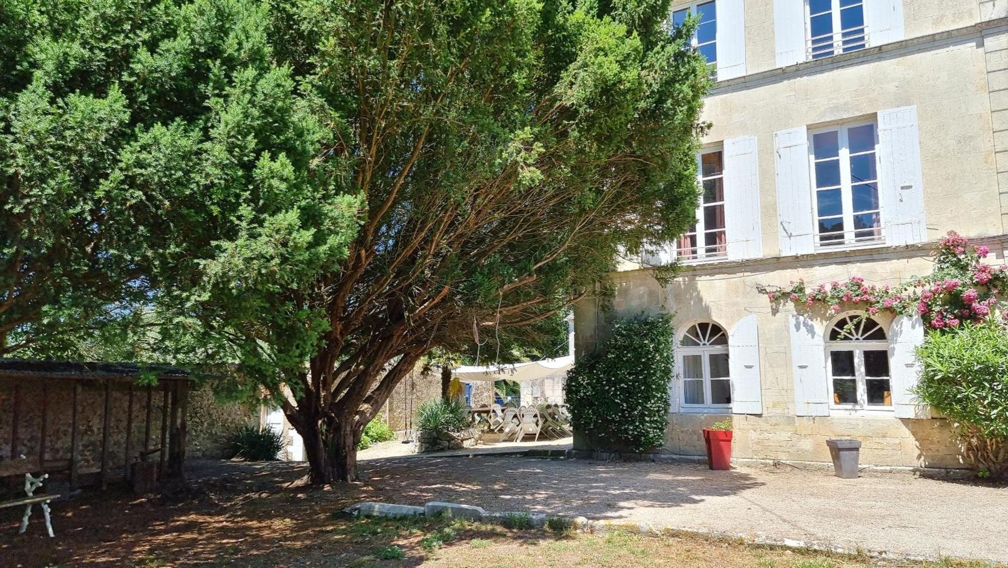 Domaine De Rochebonne Villa Saint-Just-Luzac Exterior photo