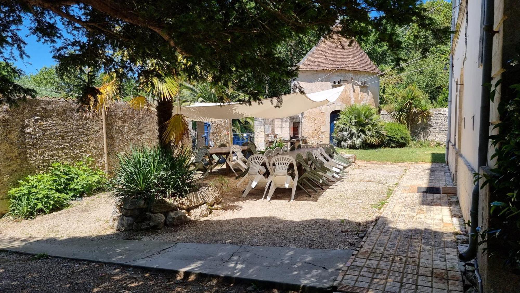 Domaine De Rochebonne Villa Saint-Just-Luzac Exterior photo
